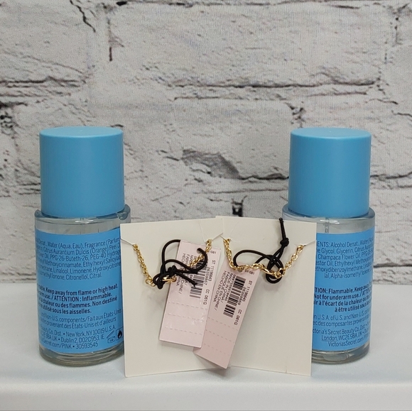 VICTORIA'S SECRET 'PINK' 'COOL & BRIGHT' 4-PIECE BODY MIST & BOTTLE CHARMS SET - Picture 3 of 16